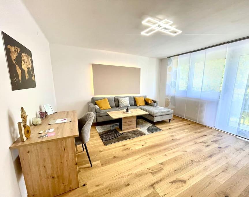 City Wohlfuehloase Mit Parkplatz Graz Exterior foto
